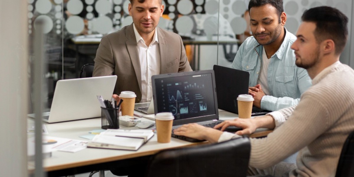 Top Qualities to Look for in a Singapore Web Designer