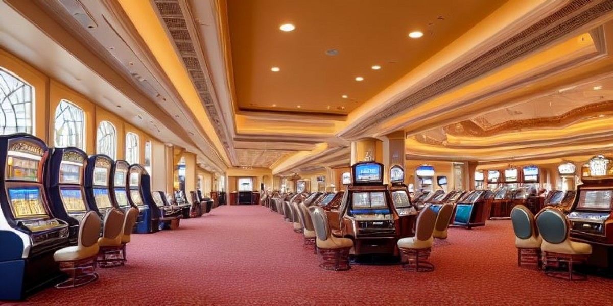Crush Activities in Lunar Spins Casino