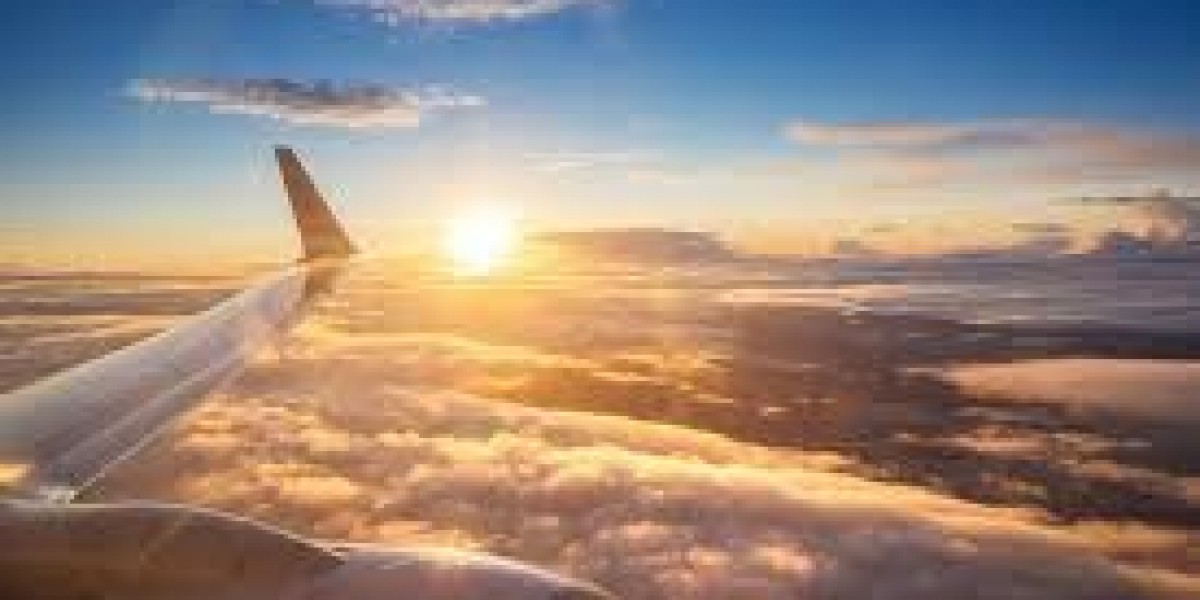 How Airlines Handle Missed Connections and Unexpected Routing Changes for Unaccompanied Minors Flying Alone