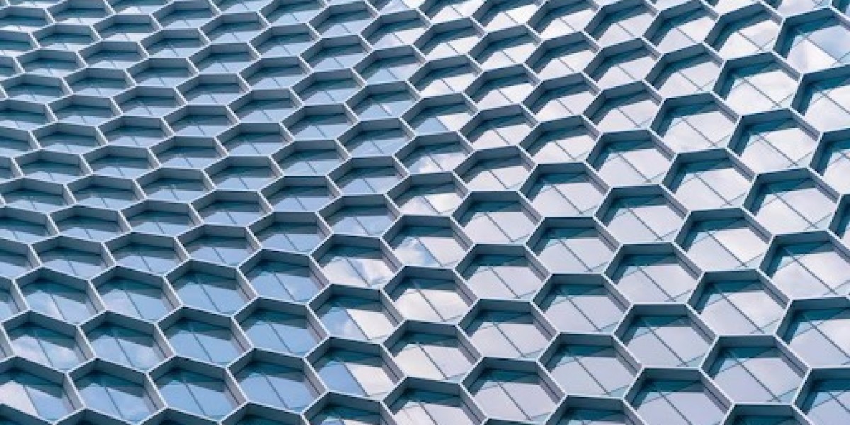 Redefine Architectural Excellence with Prefabricated Aluminium Honeycomb Cladding