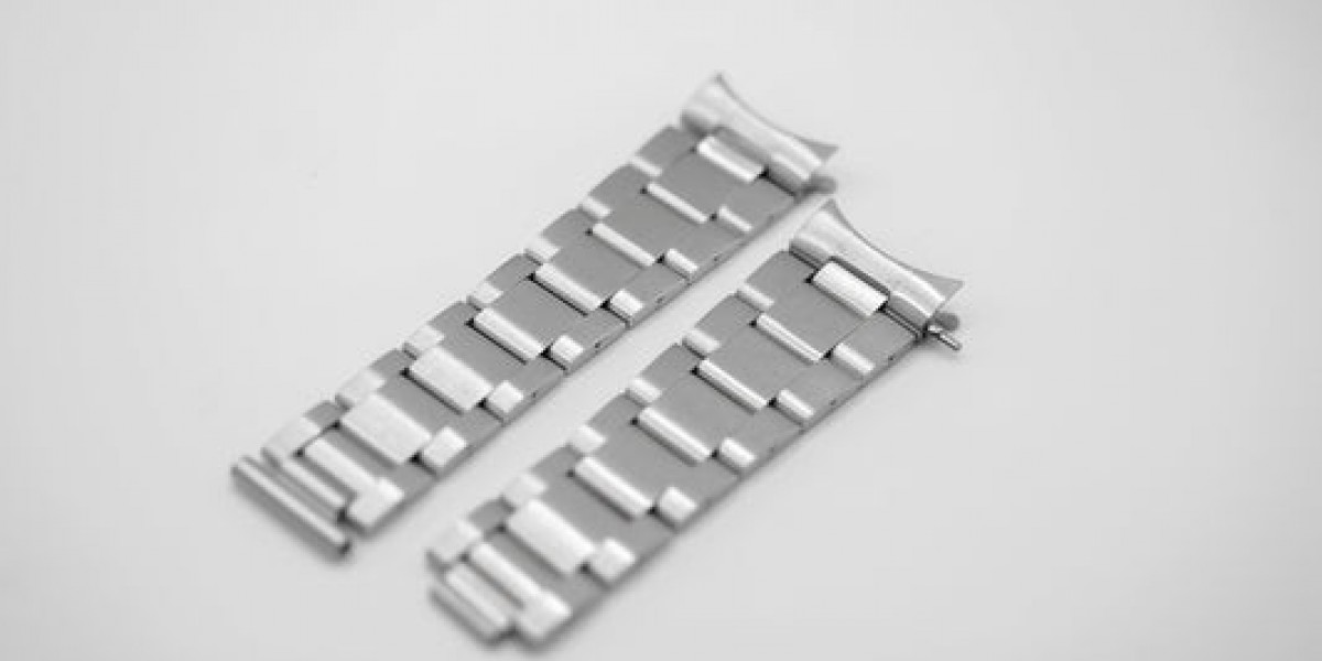 Shop High-Quality Rolex 16710 Bracelet Options