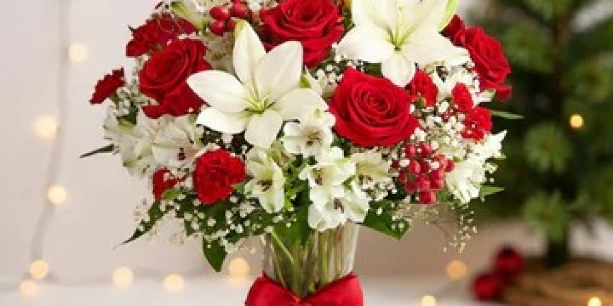 Last-Minute Christmas Flowers Delivered in NYC: Fast and Elegant Options