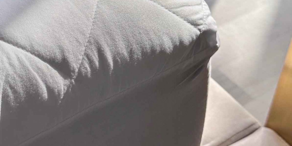 Which Waterproof Mattress Protector Stops Spills Best?