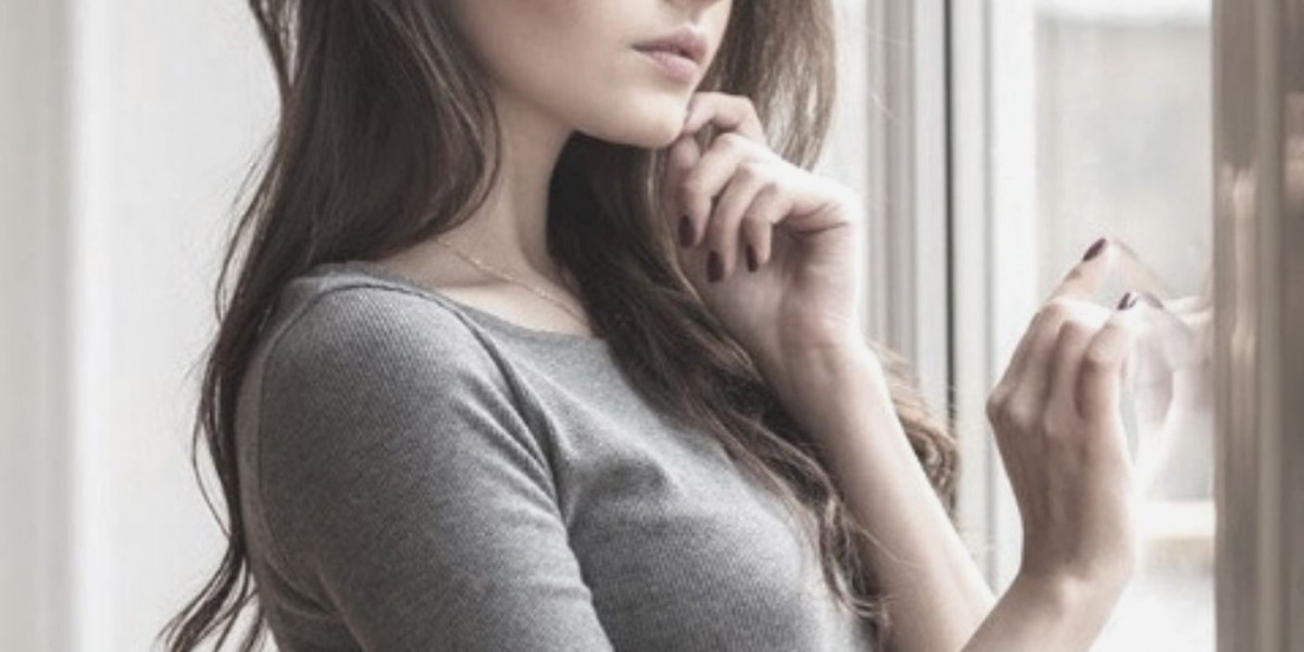 Booking Escort Girls in Ajman