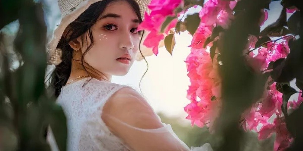 Is Libra Lucky Stronger During New Moons or Full Moons?