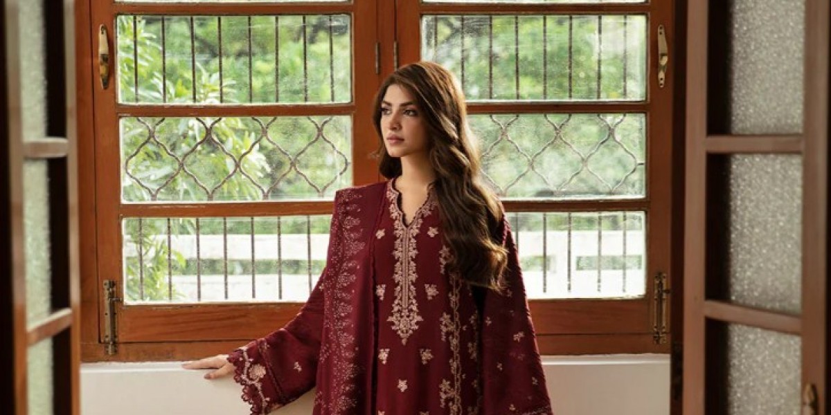 A Complete Guide to Choosing Your Dream Republic Womenswear Bridal Dress