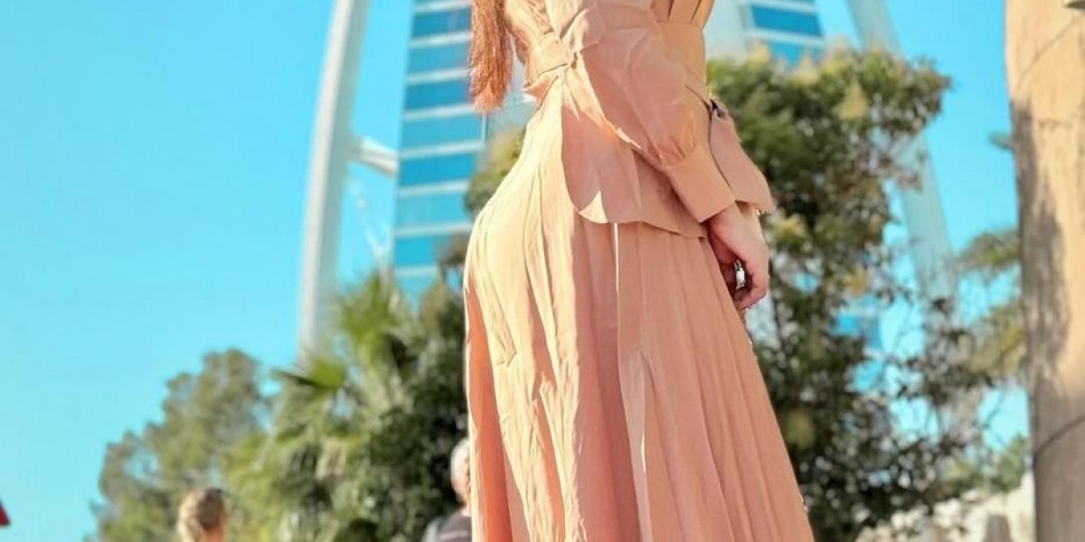 Escorts in Ajman Delivering Discreet, Elegant, and Comfortable Companionship