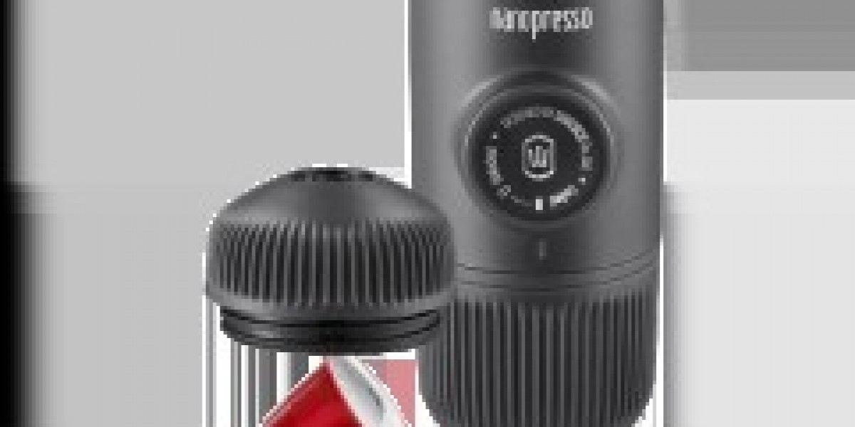 Изборът между Wacaco Minipresso и Nanopresso: Какво да изберем за перфектно кафе навсякъде