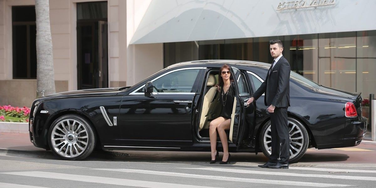 Luxury Car Service That Elevates Everyday City Travel