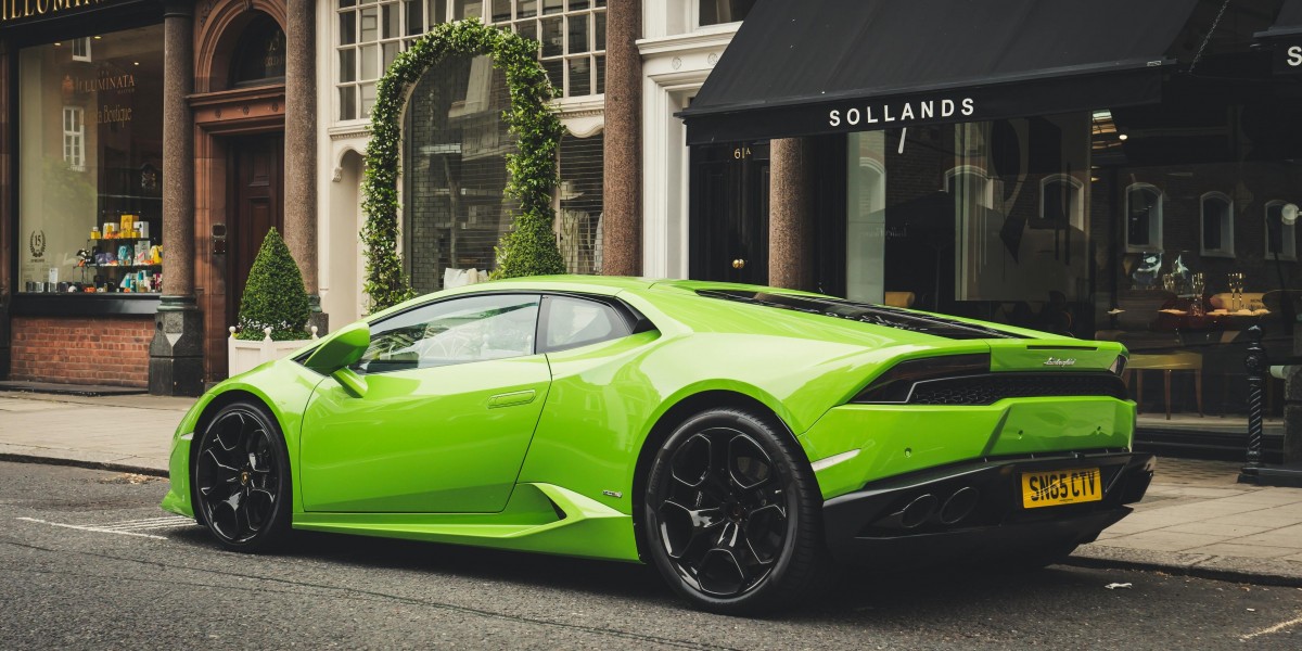 Experience Luxury Driving in Chicago