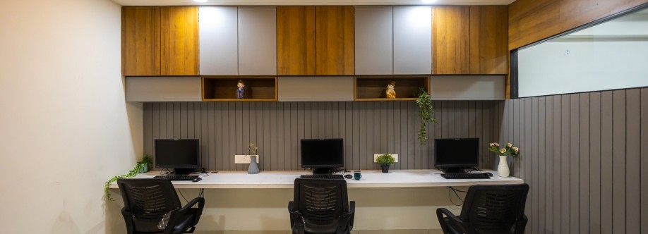 Sarah Thomas Cover Image