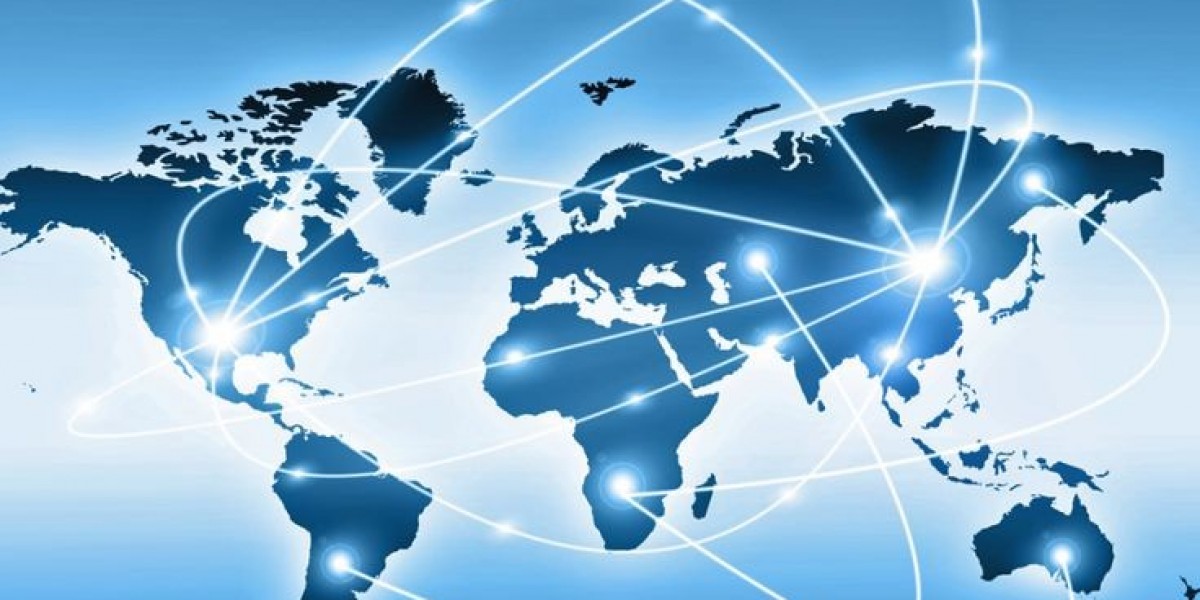 Live Flight Tracker and Plane Tracker for Real-Time Global Aviation Insights