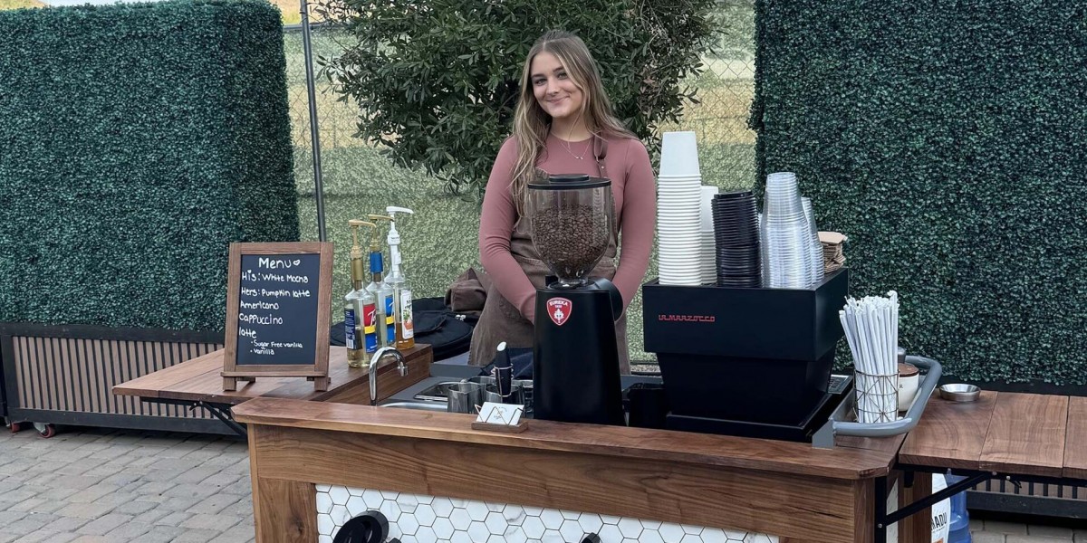 Artisanal Coffee Carts: The New “Must-Have” Luxury for Scottsdale Events
