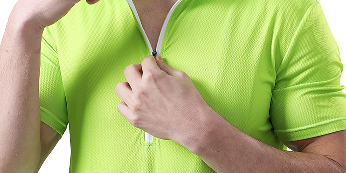 Best Rash Guard Shirt Guide: Quality & Protection Tips