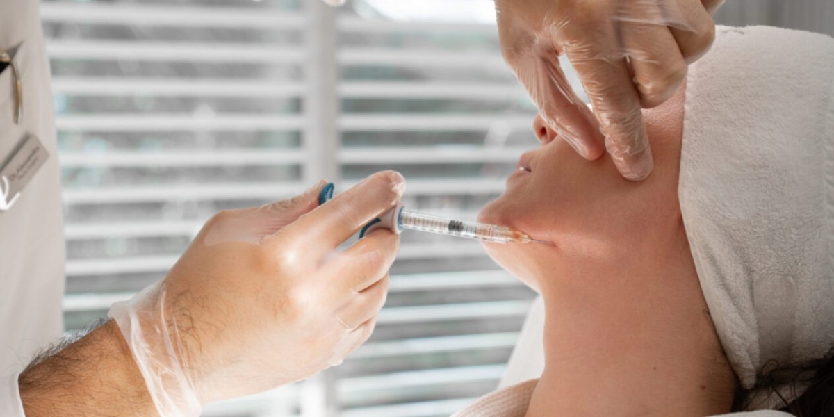 Understanding Benefits of Peptides In Dubai for Skin and Wellness