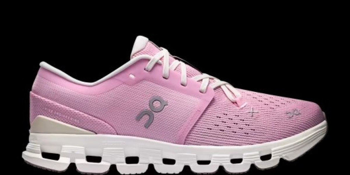 On Cloud Golf Shoes: Precision, Grip, and Performance