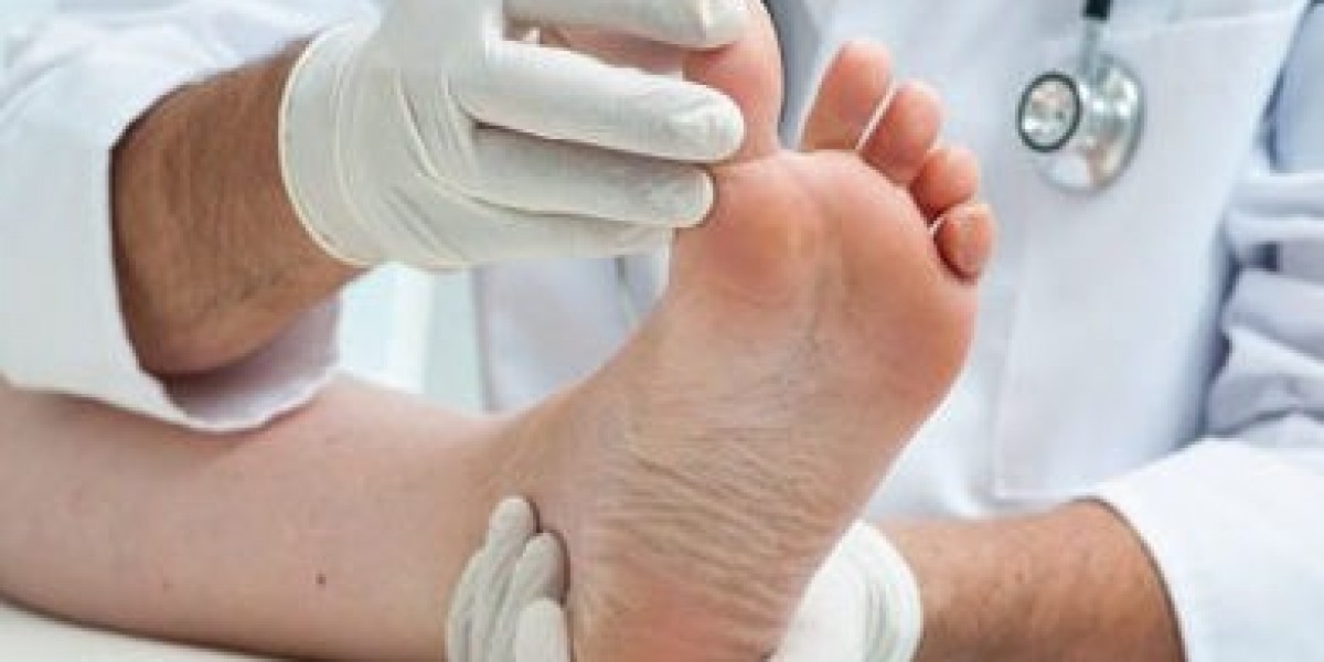 How a Podiatrist Bondi Junction Can Improve Your Foot Health
