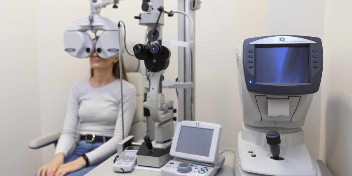 Why Lamp Slit Devices Enhance Accuracy in Eye Examination Procedures