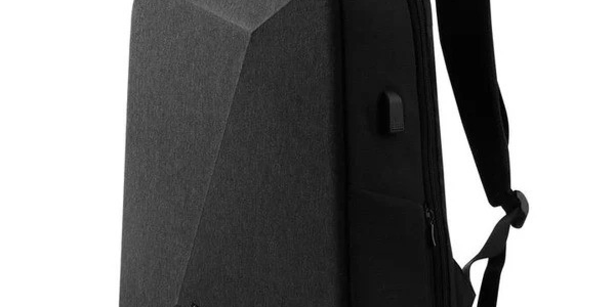 Travel Duffle Bags for Weekend Getaways and Business Trips