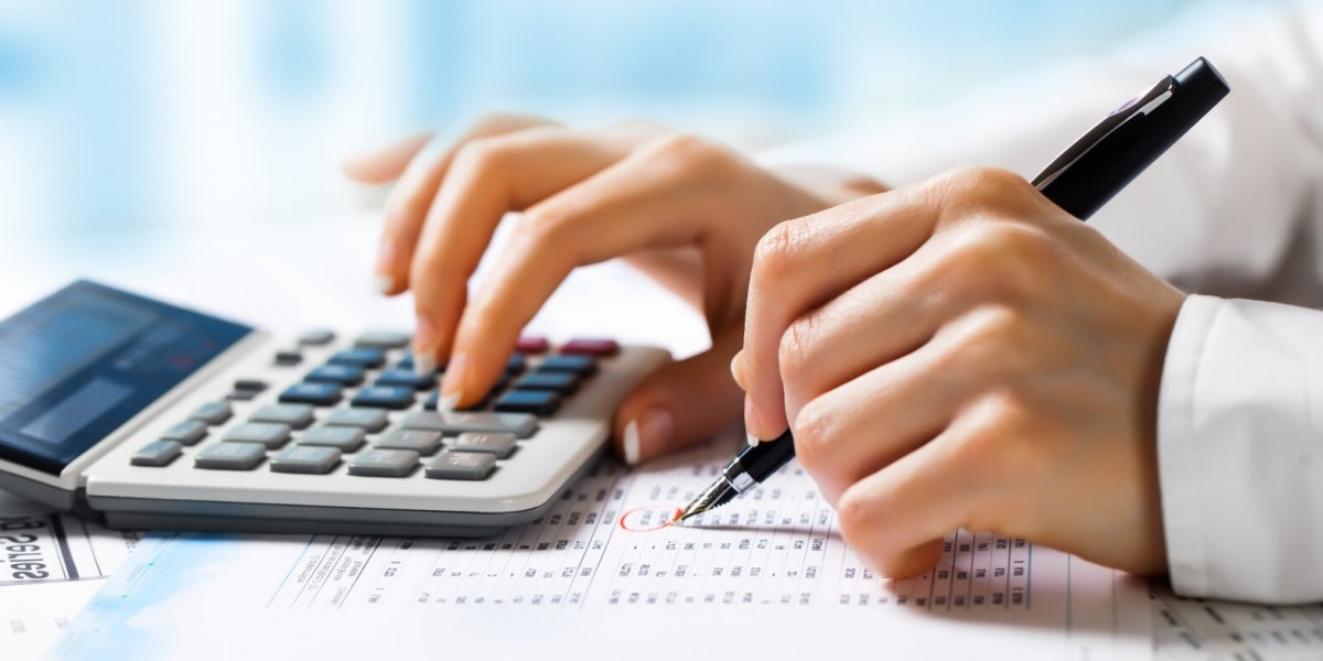 Can A Tax Accountant Help Avoid Penalties For Late Confirmation Statements In The UK?