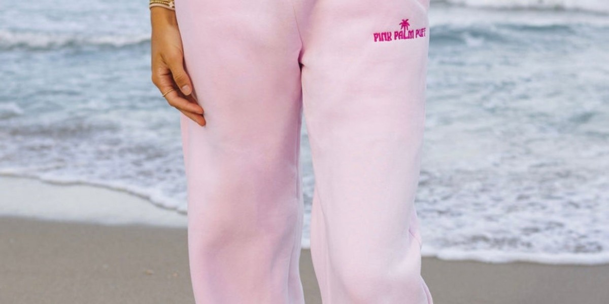 Pink Palm Palm Outfits for Casual Days In 2026