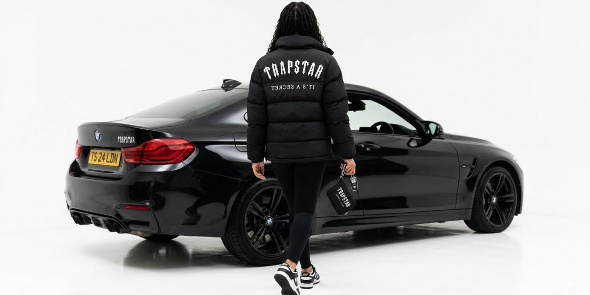 Trapstar Hoodie: The Ultimate Streetwear Essential in Canada
