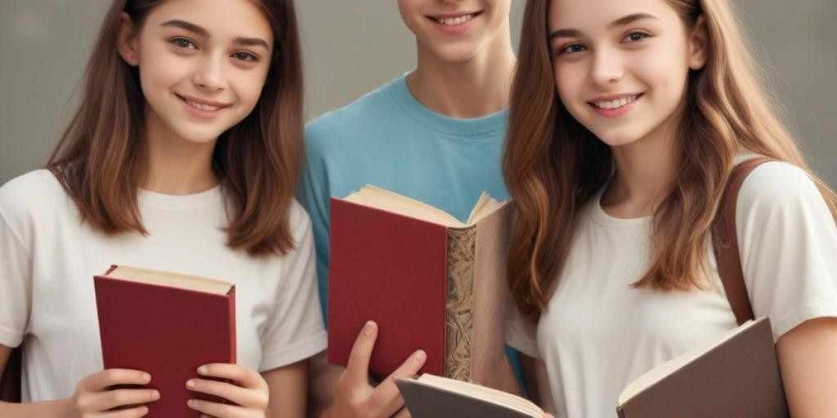From Classroom to Real-World Learning: Engagement Strategies That Help Teens and Modern Students Excel in Academic Writi