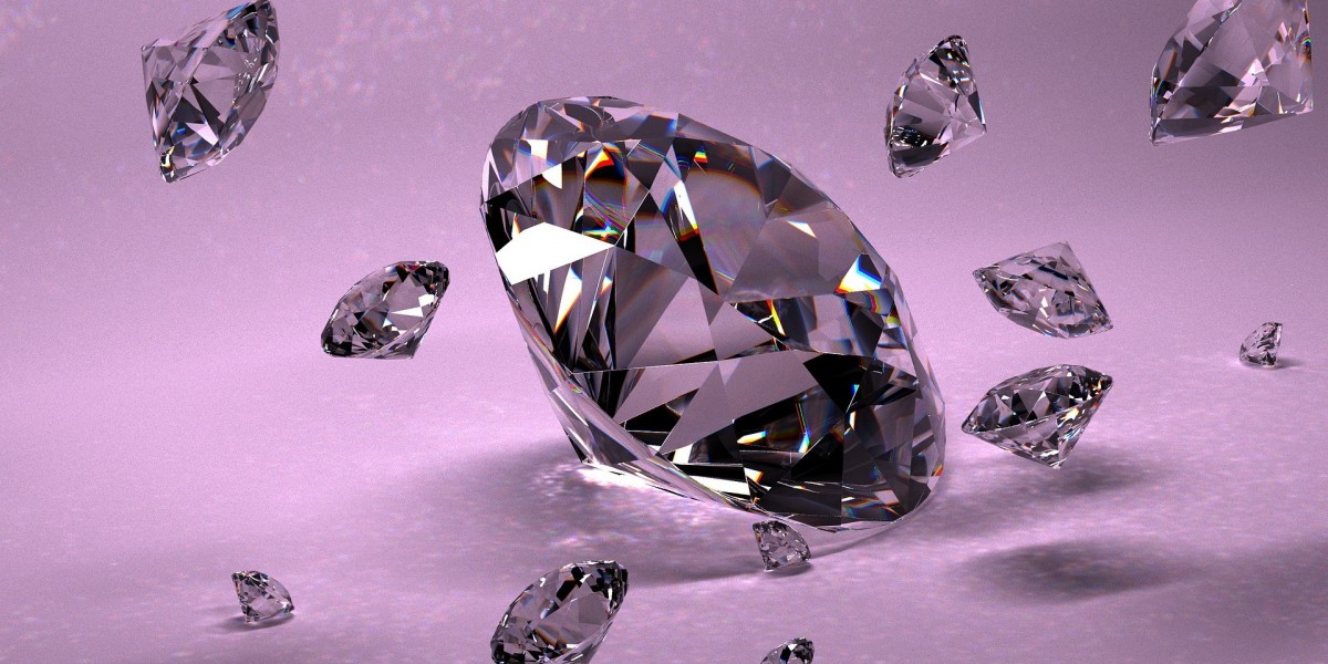 Hong Kong Jewelry Store Specializing in GIA Verified Diamonds and Personalized Wedding Ring Designs