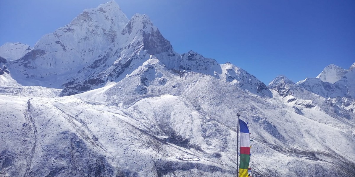 What planning errors derail the Everest Base Camp trek