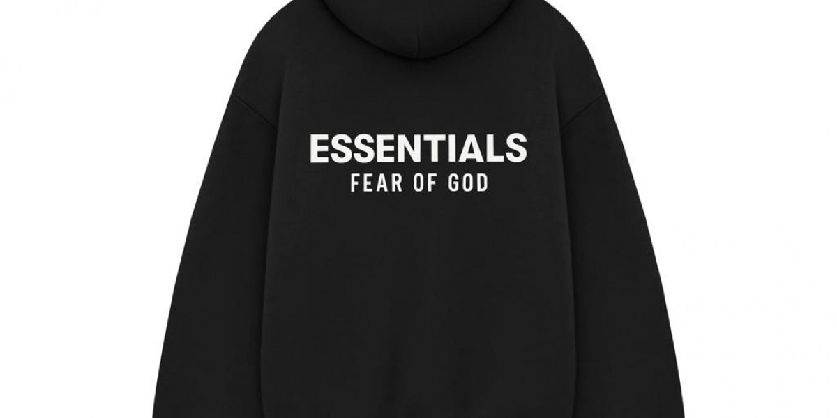Essentials Hoodie for Men – Minimalist Fashion Classic