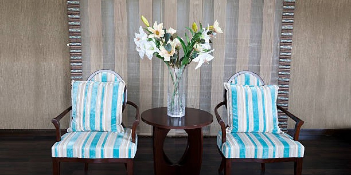 Teakwood Regal Striped Master Chair At Damp 2 Decor