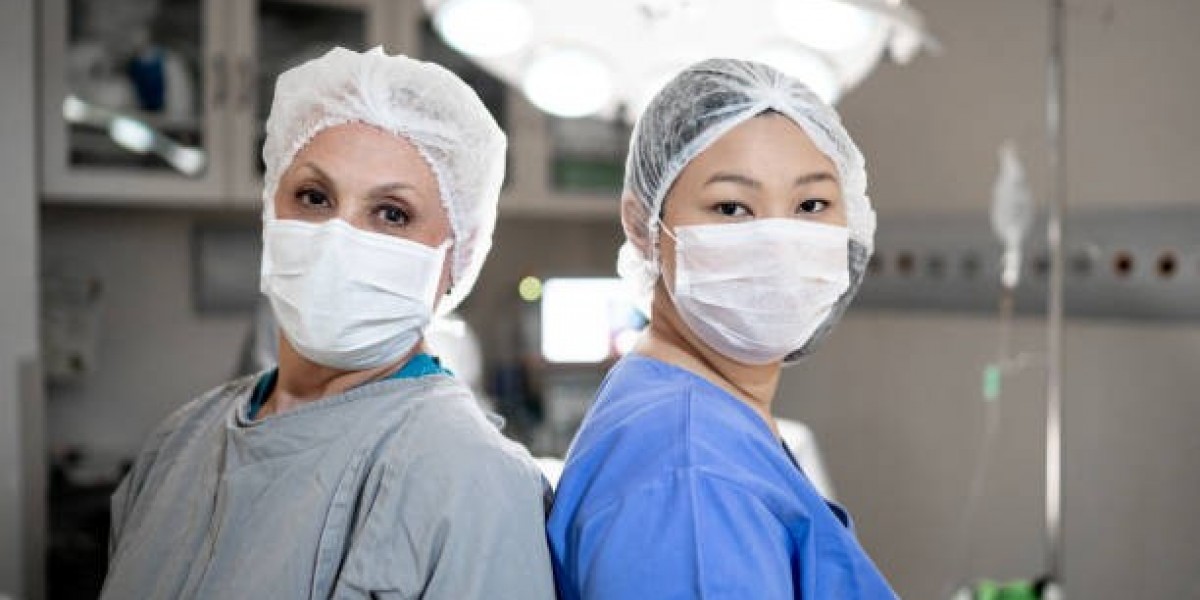 What Makes Kyra Aesthetic Clinic a Trusted Choice for Breast Implants in Punjab
