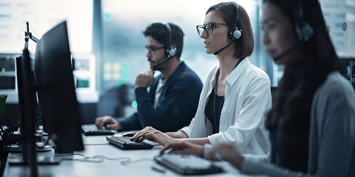 How Accent Improvement Software Elevates Customer Service