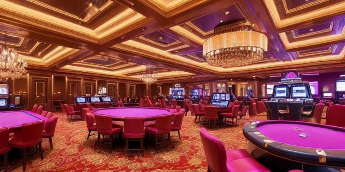 Tactical Table Games at QueenWin Casino.