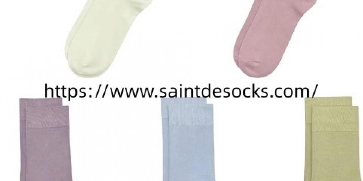 Design Excellence and Brand Identity in Modern OEM Socks