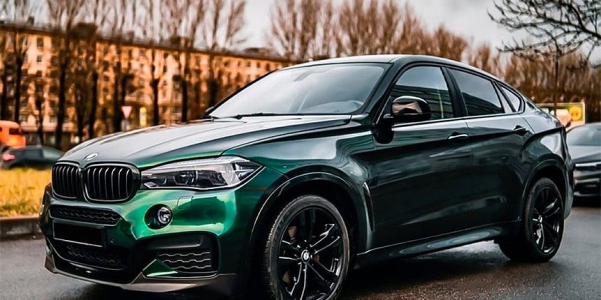Dark Green Car: Style, Symbolism, and Smart Buying Guide