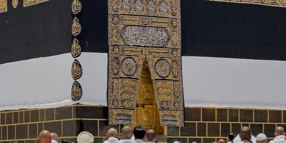 January Cheap Umrah Packages: Plan an Affordable Spiritual Journey