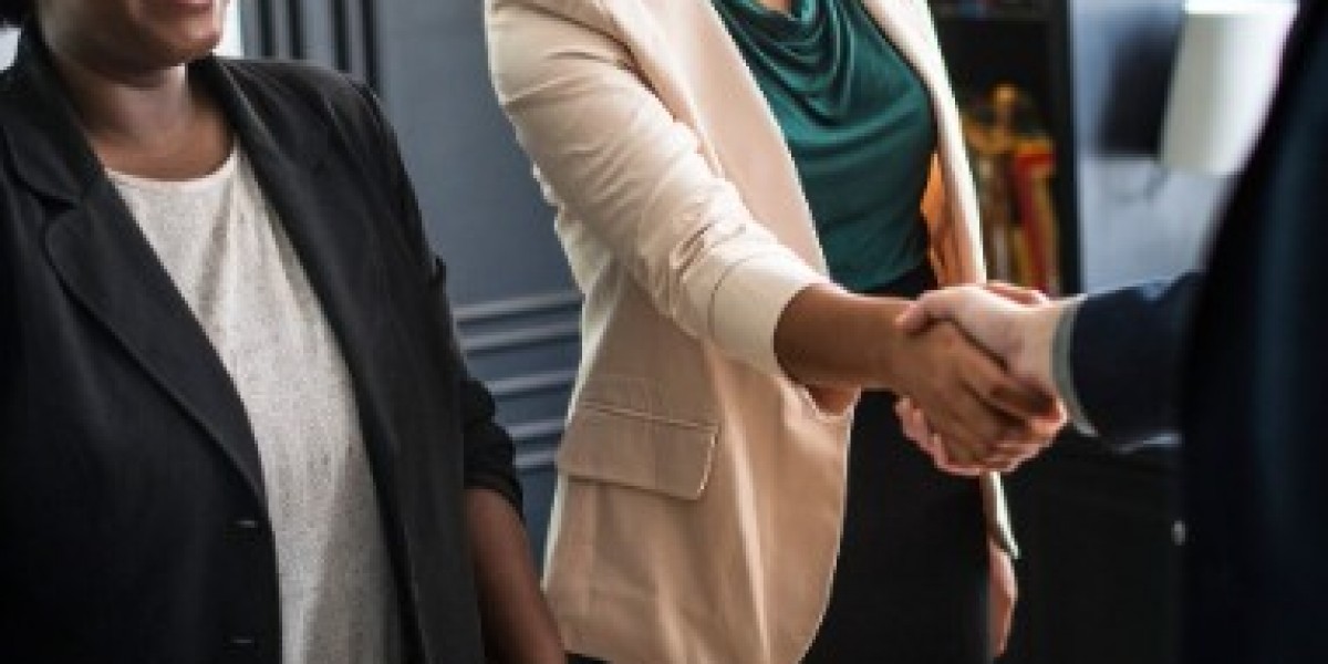 Salesforce Service Cloud Implementation Solutions: How to Build a Scalable Customer Service Platform