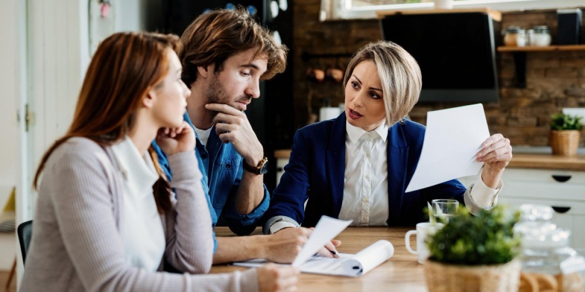 Corporate Lawyers in Dubai | Legal Guidance for Businesses